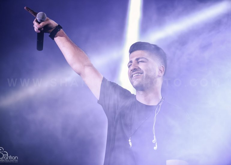 xaniar khosravi | عکس کنسرت زانیار خسروی